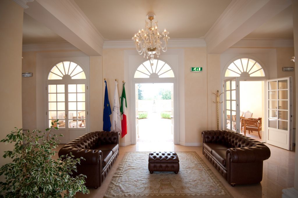 Matilde Di Canossa Golf Spa & Hotel Resort Reggio Emilia Luaran gambar