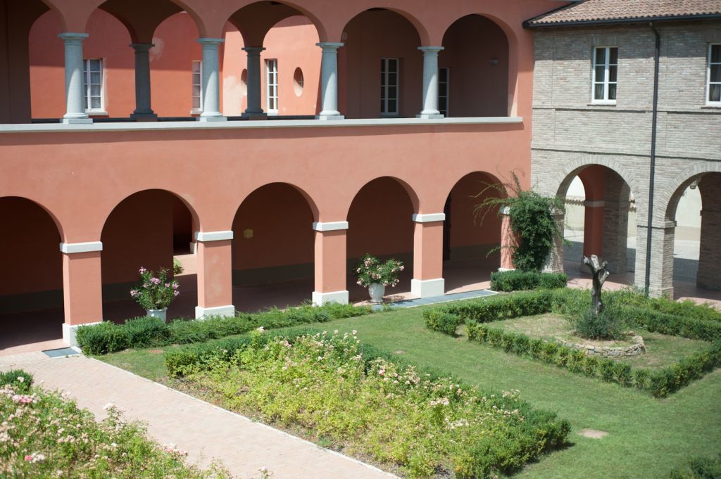 Matilde Di Canossa Golf Spa & Hotel Resort Reggio Emilia Luaran gambar