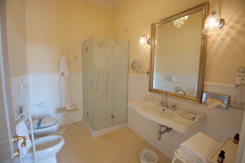 Matilde Di Canossa Golf Spa & Hotel Resort Reggio Emilia Luaran gambar