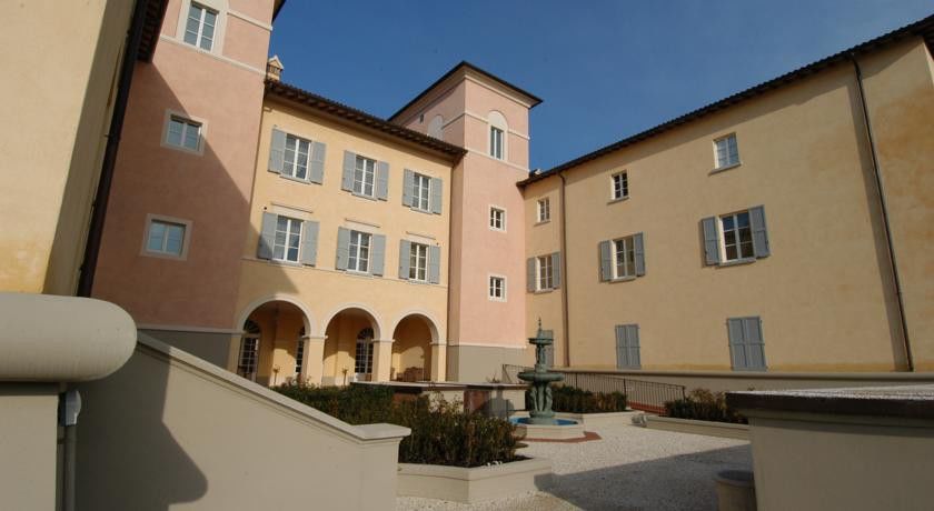 Matilde Di Canossa Golf Spa & Hotel Resort Reggio Emilia Luaran gambar